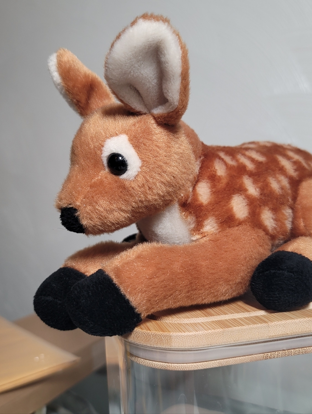 NWOT. Bass Pro Shops Plush Fawn - Brown, Cream, Black
